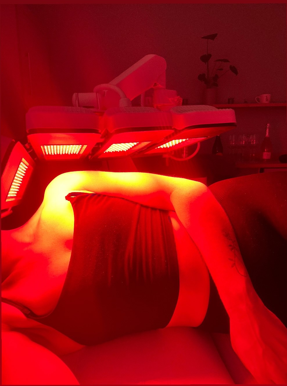 Dermalux LED and light therapy at Revitalise